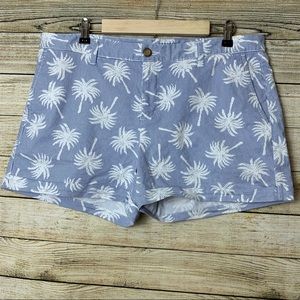 GAP • Khakis by GAP Girlfriend 4"  Shorts